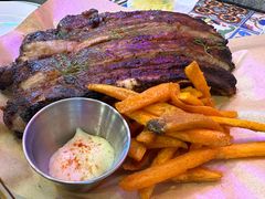 -LESCEDARS Brasserie Bistro香柏树