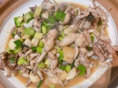 -头上红煨盐鸡·非遗院子餐厅