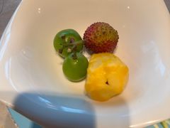 -雍容荟帝王蟹活龙虾展台自助(IFS黑金店)