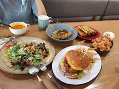 -HELLO 27 意面·沙拉·帕尼尼