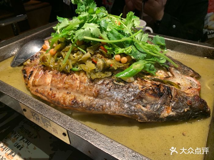 探炉烤鱼(宝龙一城店)江团鱼图片
