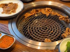 -明洞阿姨·韩式酱蟹烤肉·创意料理(三元桥店)