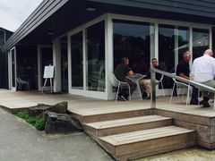 -Takapuna Beach Cafe