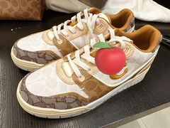 -COACH蔻驰(赛特奥特莱斯店)