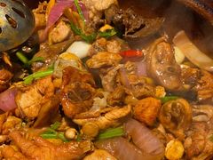 -胡须佬鸡煲四季火锅(海雅缤纷城店)