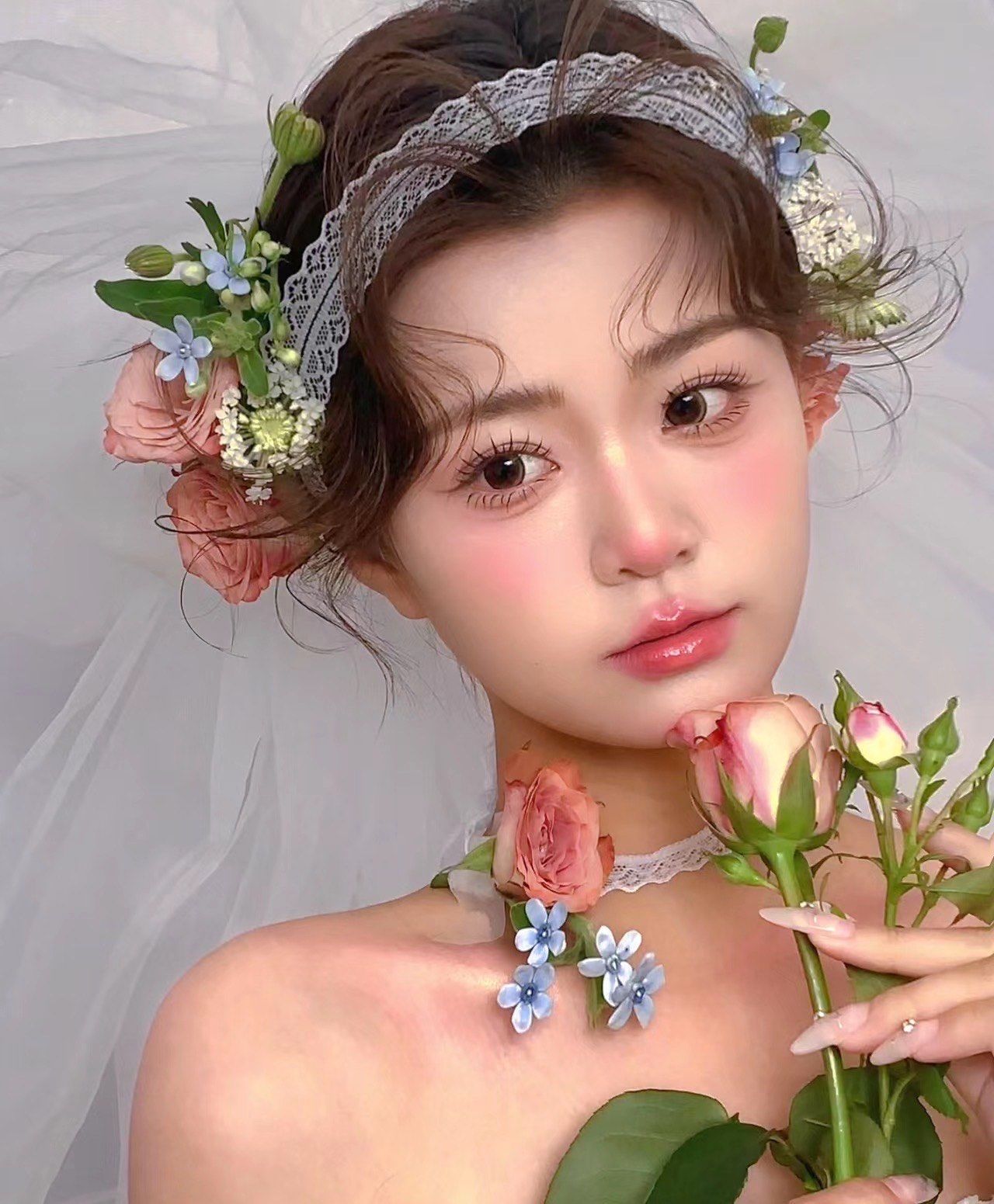 闪闪发光,满是欢喜#法式氛围感妆容 #森系复古新娘妆 #xxsalon