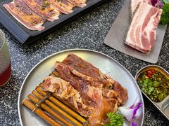 -红泥小火炉·东北泥炉烤肉(天一旗舰店)