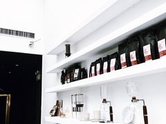 -UNI UNI(环亚凯瑟琳店)