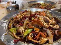 -休记光头香辣蟹干锅店(衣冠庙店)