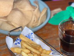 -鲨鱼美式餐厅酒吧Sharky