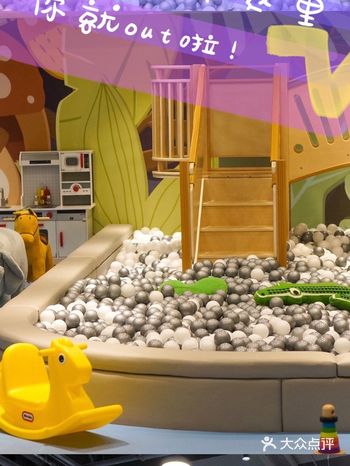 网红店是什么样？我想大概就是这里啦，整体清新得色调