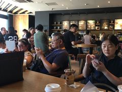 -星巴克臻选(莘庄仲盛店)