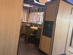 -海底捞火锅(威高广场店)