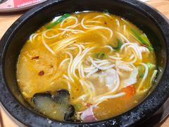 -妈妈故事米线(市府恒隆店)