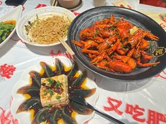 -肥肥虾庄·金牌油焖大虾(汉街SKP店)