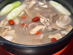 松茸羊排锅-捞神煲汤火锅(湖滨商业街店)