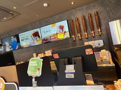 -瑞幸咖啡(皇岗村广场中庭店)