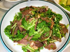 -刘胖子家常菜·蹄花焖藕(中央花园店)