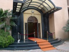 -华泰大厦-地下停车场