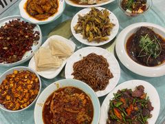 -川人川菜馆·小龙虾·鲜虾现做(黄山路店)