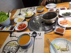 -唯成•韩国炭火烤肉 유성고기