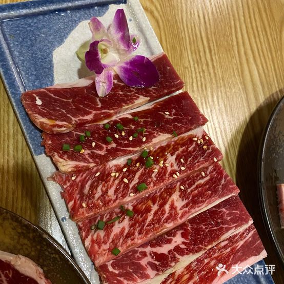 牛牛日式炭火烧肉(虎门万达店)