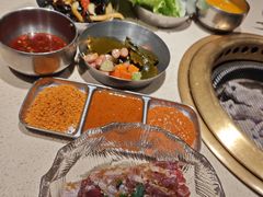 -蚂蚁洞·烤肉大营地(上海静安大悦城店)