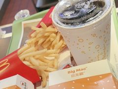-麦当劳(虹梅路地铁站店)