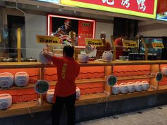 -阿瓦山寨·湘菜现炒·剁椒鱼头王(咸阳总店)