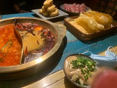 -房子红了鱼豆花重庆老火锅(广厦学院店)