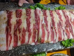 牛五花-那胡同里的小烤肉馆(开发区万达店)