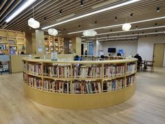 -漕河泾街道图书馆(漕河泾社区文化活动中心店)