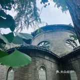 成都有家教堂里的咖啡店