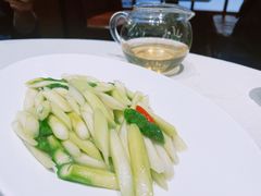 清炒芦笋-蝶园·装修中(BFC外滩金融中心店)