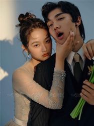 -易摄影婚纱摄影工作室