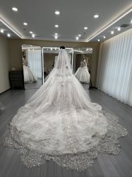 -乔伊婚纱