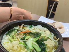-灵芝妹子海鲜米线(瓦房店新玛特店)