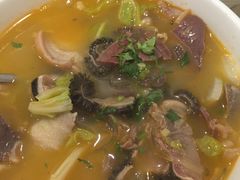 -西部马华清真兰州牛肉面·烧烤夜市(关东店)