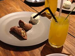香茅热情果-Carbon莫卡哆·意大利复古集市餐厅(杭州大厦店)
