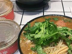 -肥汁米蘭香港米线(长宁来福士店)