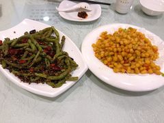 -黄家饺子东北特色菜馆(湖滨商业街店)