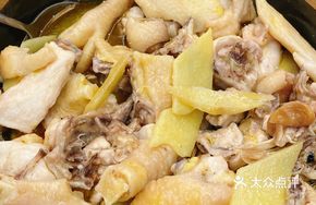 Tea Oil Stewed Chicken