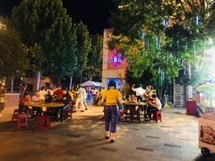 -吉庆街美食广场