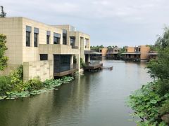 -上海怡沁园度假酒店