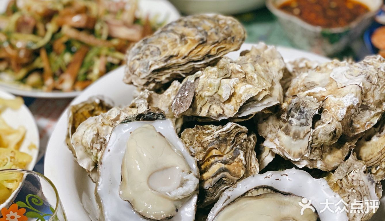 乳山生蚝真的是个顶个的满呀