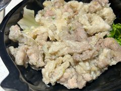 -茅草房·河畔园林火锅