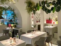 -春树下·树屋花房西餐厅(罍街AS1980店)