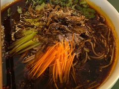 -一坐一忘云南菜(嘉里中心店)