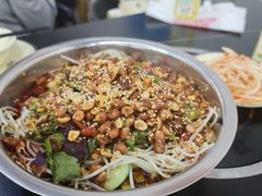 -周良天山牛杂城(天山路总店)