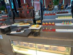 -荣誉国际酒店-云顶旋转餐厅